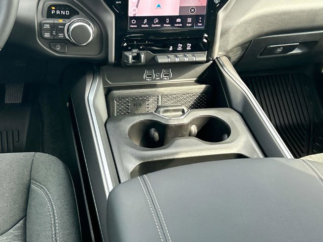 New 2027 RAM 1500 4x4 Crew Cab image 15