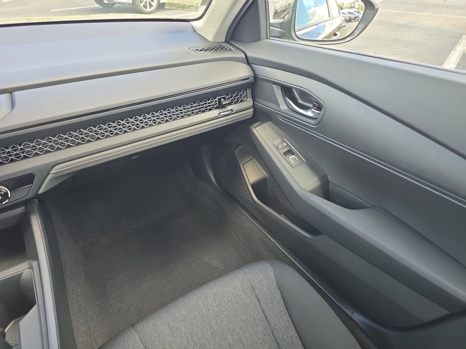 Certified 2025 Honda Accord LX image 12