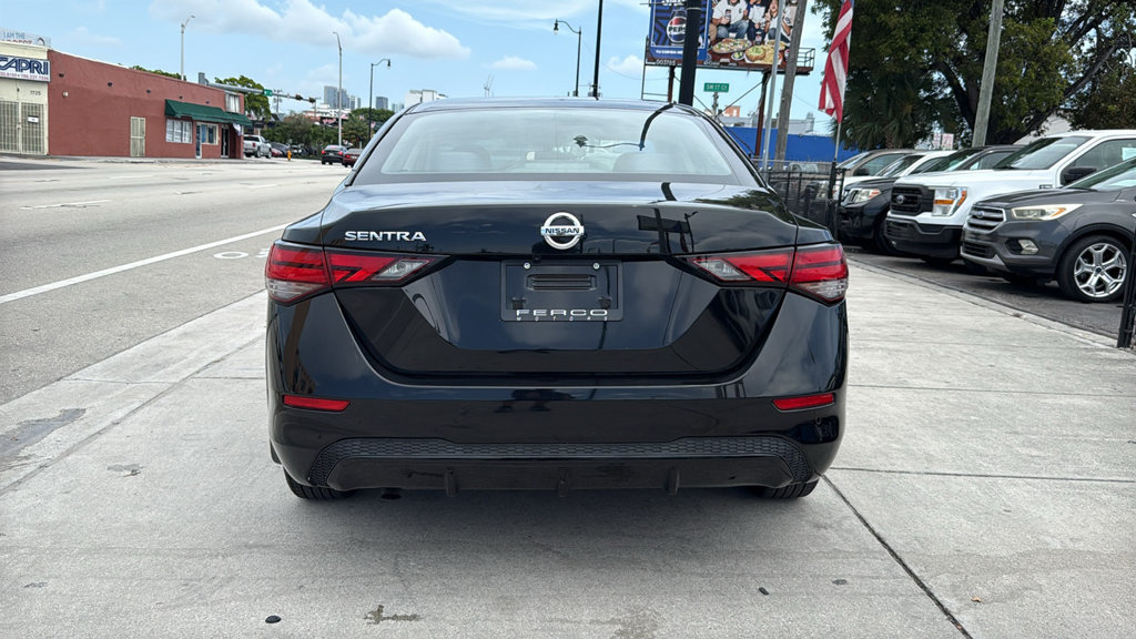 Used 2020 Nissan Sentra S FWD image 13