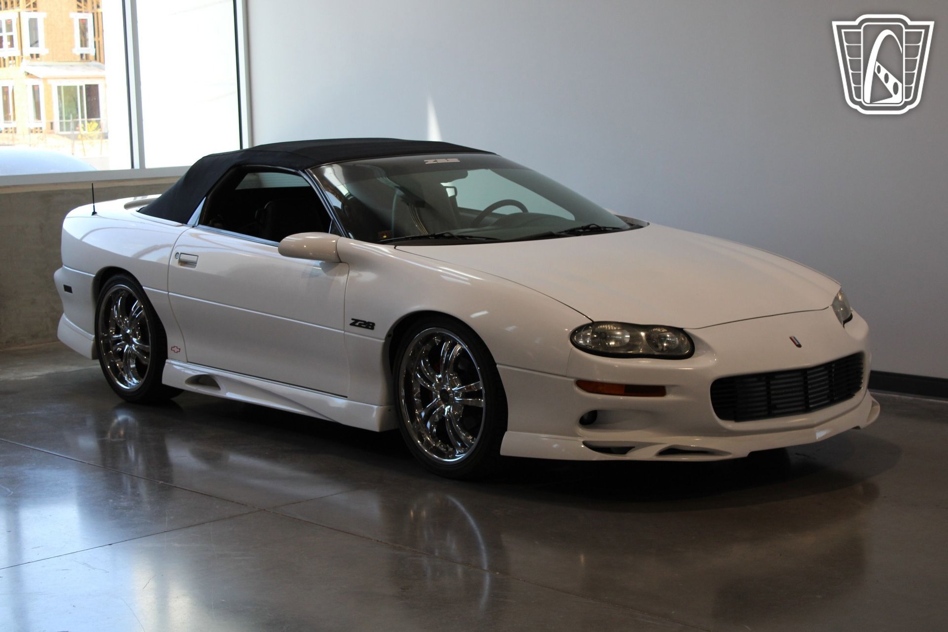Used 2000 Chevrolet Camaro Z28 image 12
