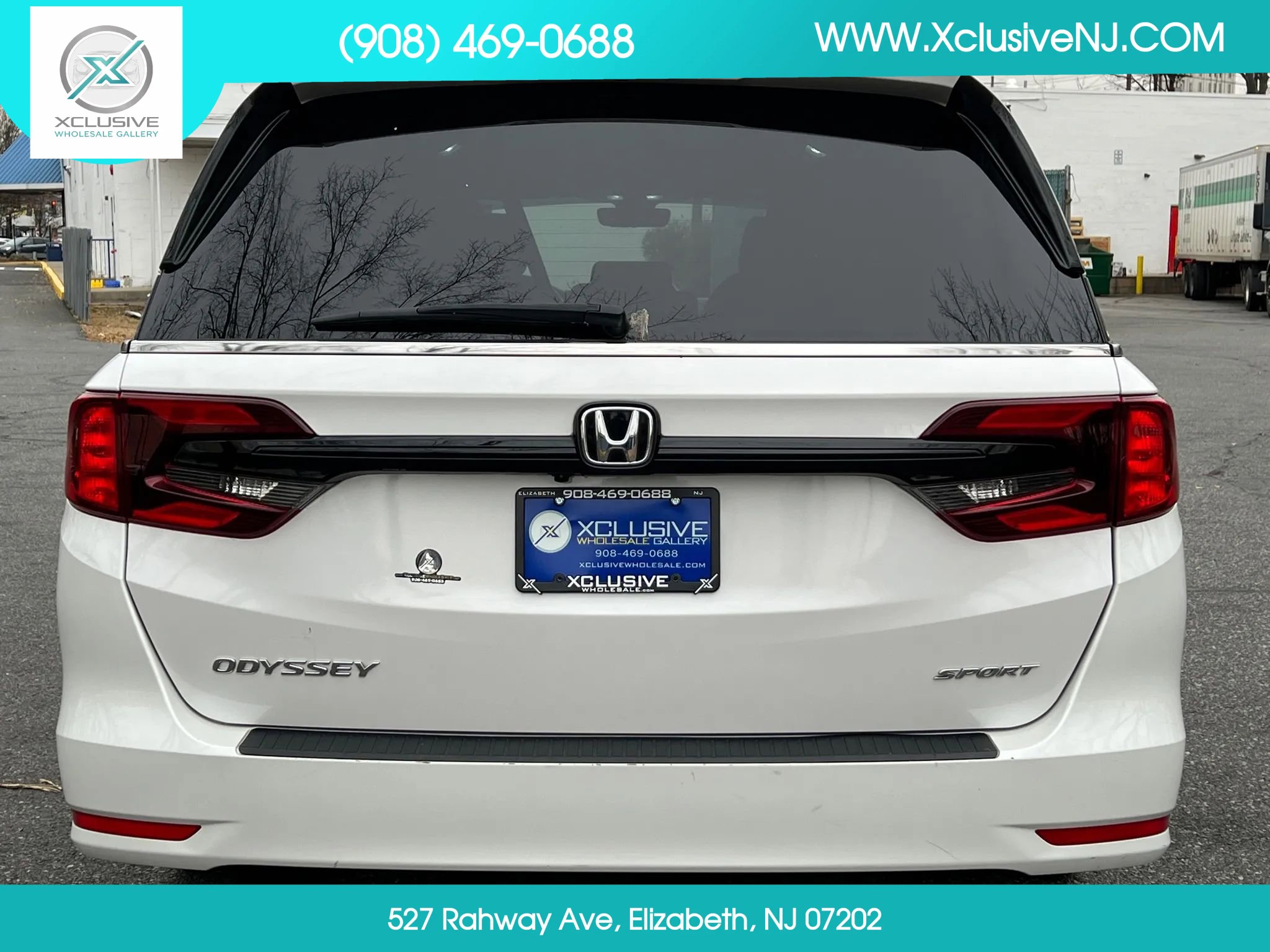 Used 2023 Honda Odyssey Sport image 3