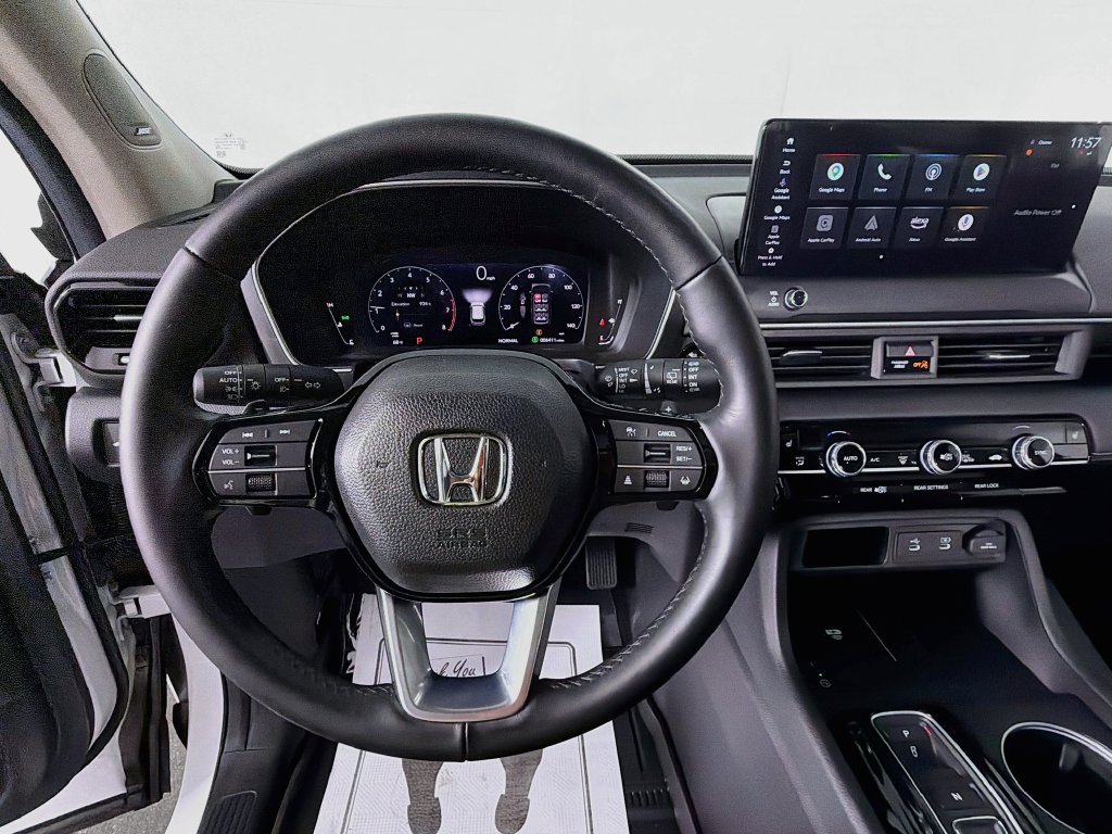 Used 2026 Honda Pilot Touring image 11