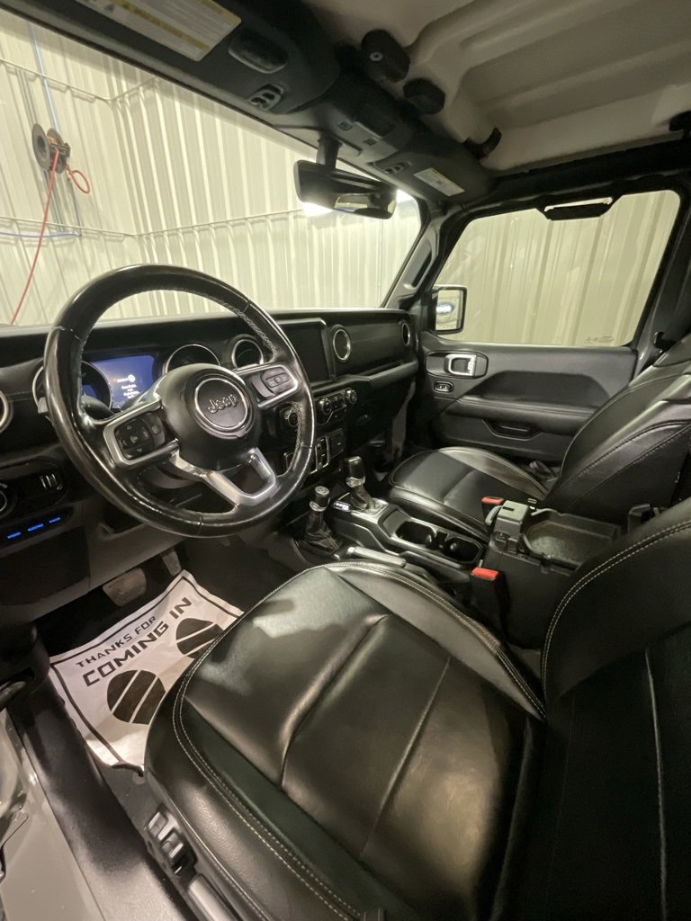 Used 2023 Jeep Wrangler Unlimited Sahara w/ Cold Weather Group image 9