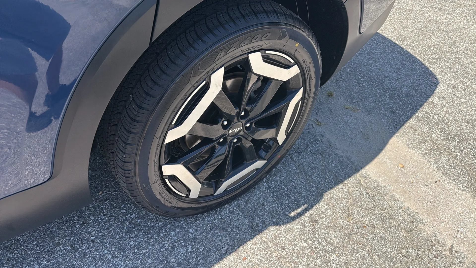Used 2025 Kia Telluride S AWD/4WD image 9