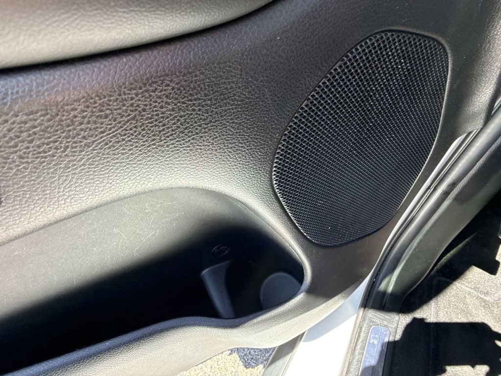 Used 2022 Jeep Grand Cherokee Limited image 31