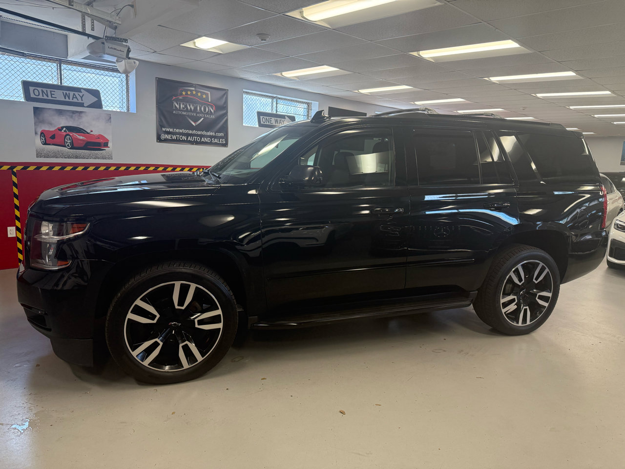 Used 2018 Chevrolet Tahoe Premier image 4