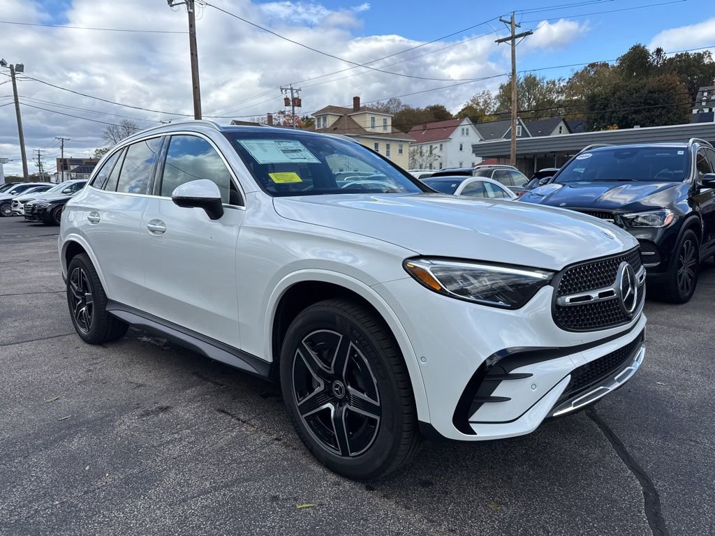 New 2026 Mercedes-Benz GLC 300 4MATIC image 1