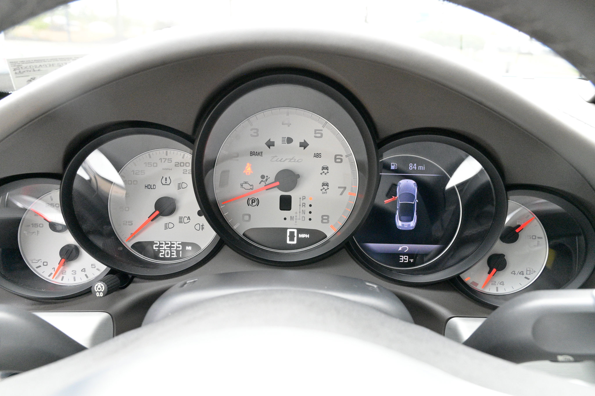 Used 2015 Porsche 911 Turbo image 28