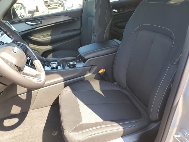 New 2025 Jeep Grand Cherokee L Laredo w/ Luxury Tech Group I image 15