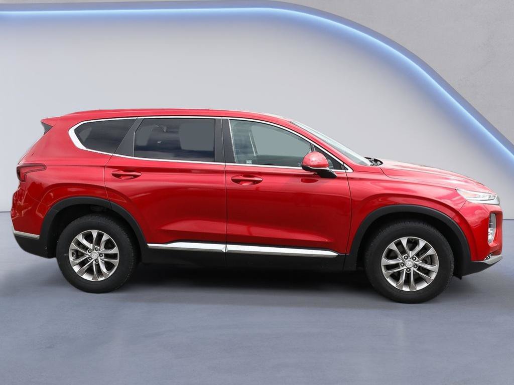 Used 2020 Hyundai Santa Fe SE FWD image 8