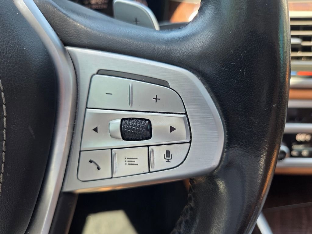 Used 2020 BMW 745e xDrive AWD/4WD image 15