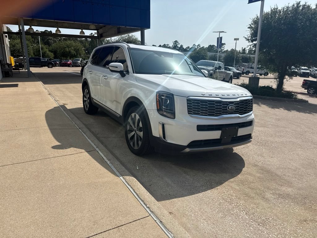 Used 2020 Kia Telluride S AWD/4WD image 2