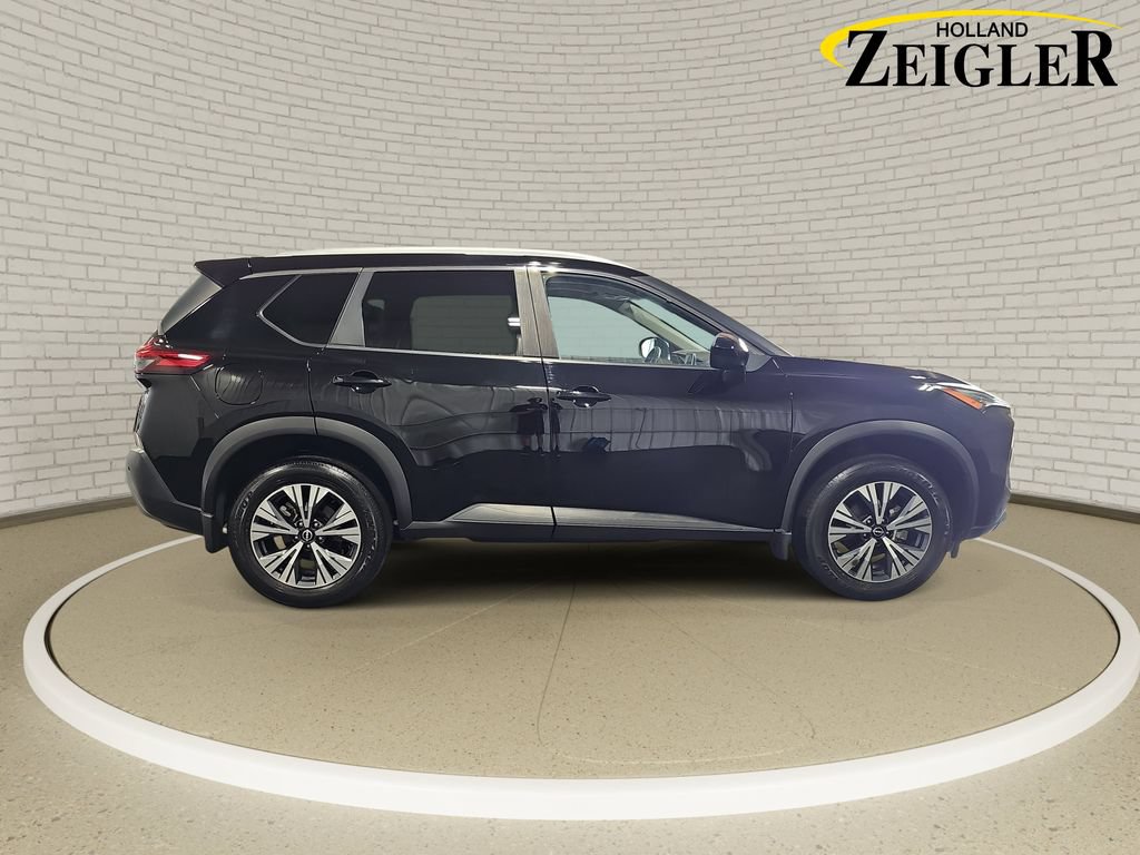 Used 2023 Nissan Rogue SV w/ SV Premium B Package AWD/4WD image 4