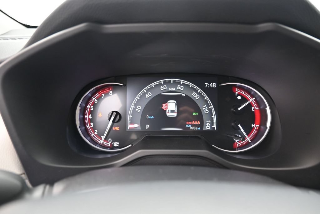 Used 2025 Toyota RAV4 XLE w/ Convenience Package FWD image 11