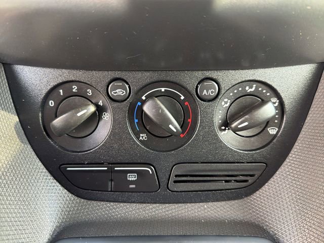 Used 2016 Ford Transit Connect XL image 19