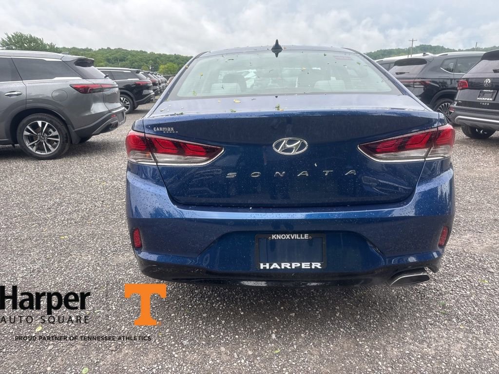 Used 2019 Hyundai Sonata SEL w/ Tech Package 02 FWD image 4