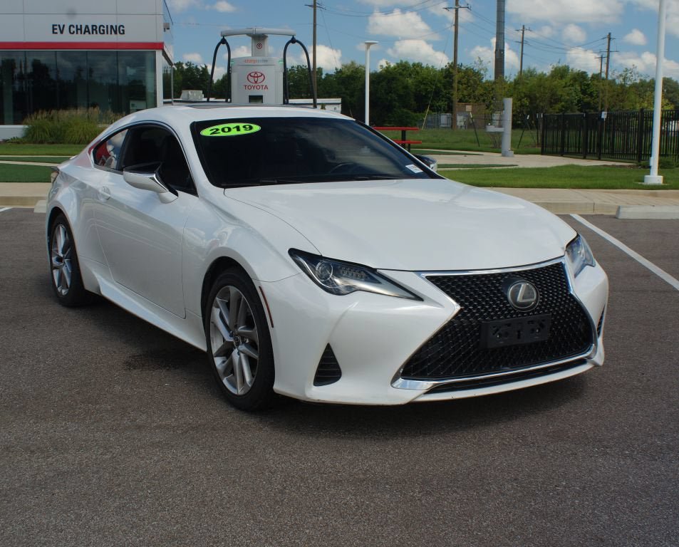 Used 2019 Lexus RC 300 RWD image 2
