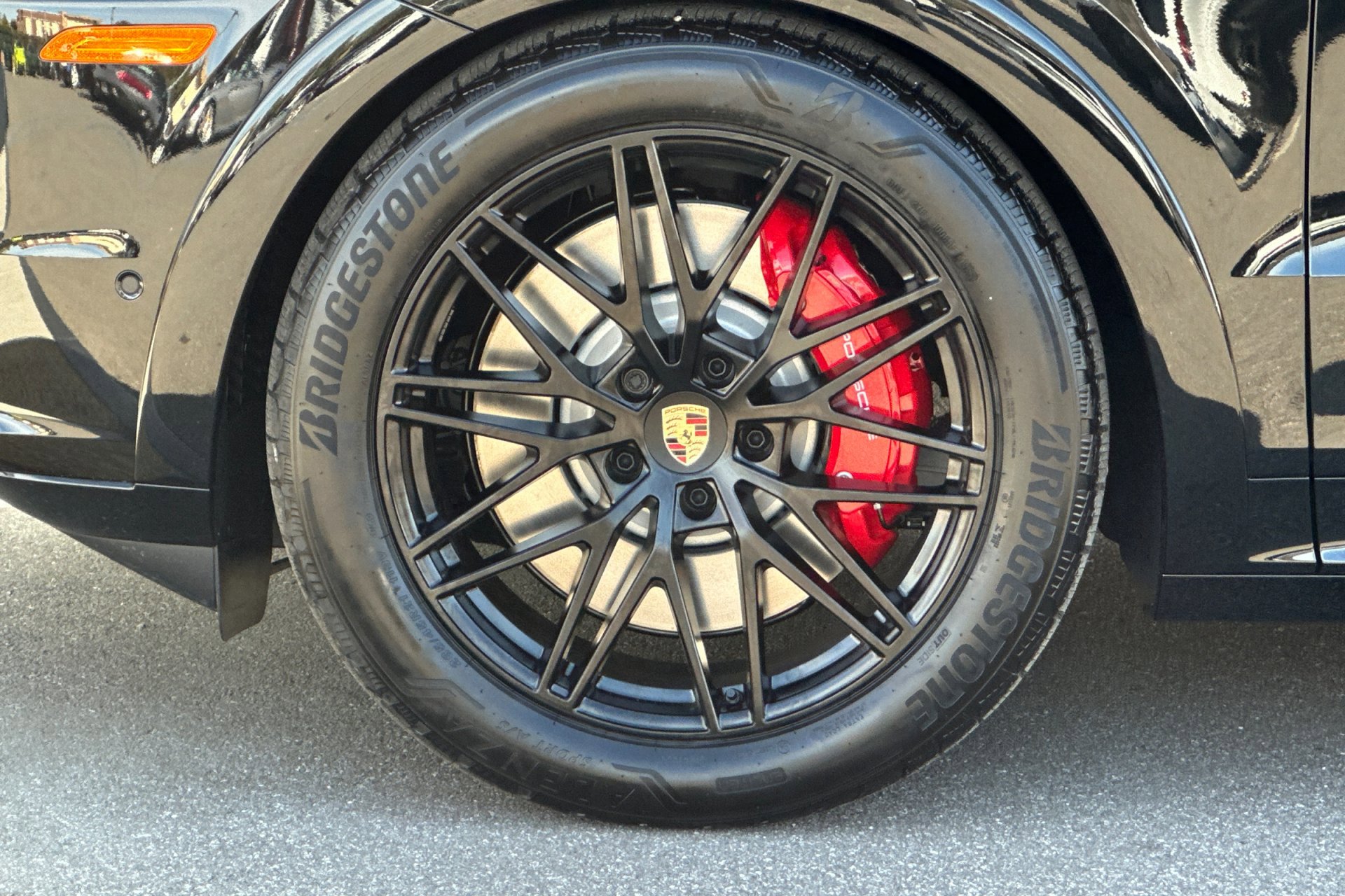 New 2026 Porsche Cayenne GTS image 46