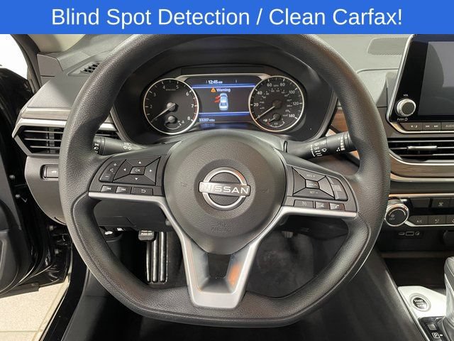 Used 2025 Nissan Altima 2.5 SV FWD image 14