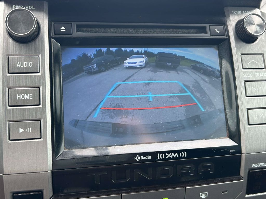 Used 2017 Toyota Tundra SR5 w/ SR5 Upgrade Package AWD/4WD image 25