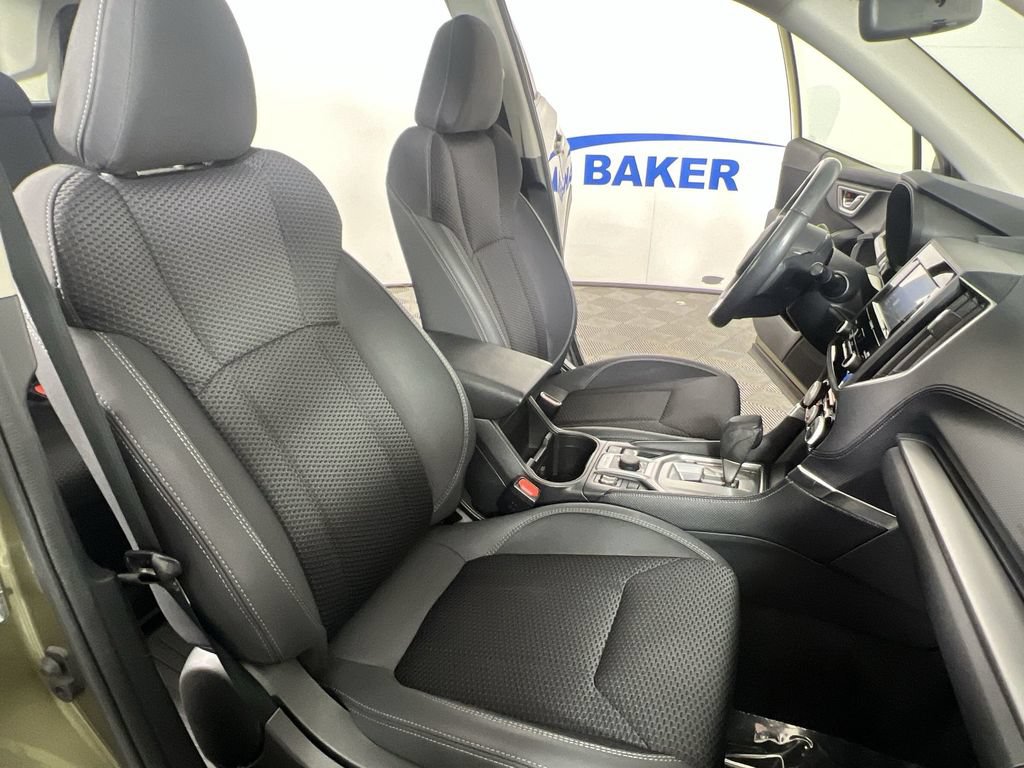 Used 2024 Subaru Forester Premium AWD/4WD image 28