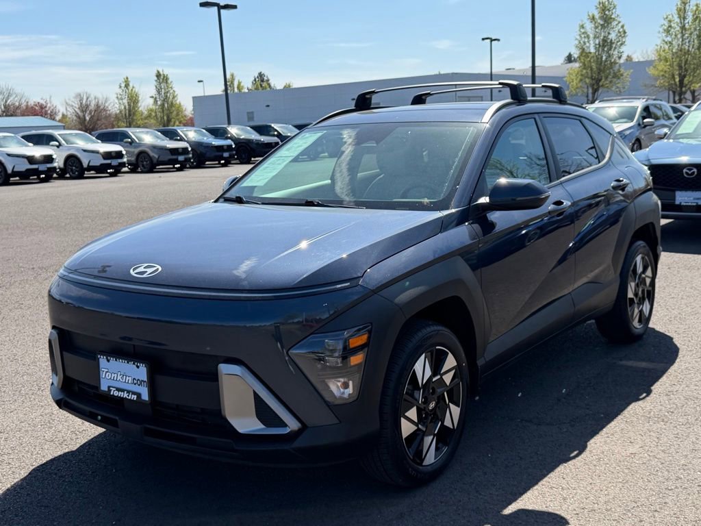 Used 2025 Hyundai Kona SEL AWD/4WD image 4