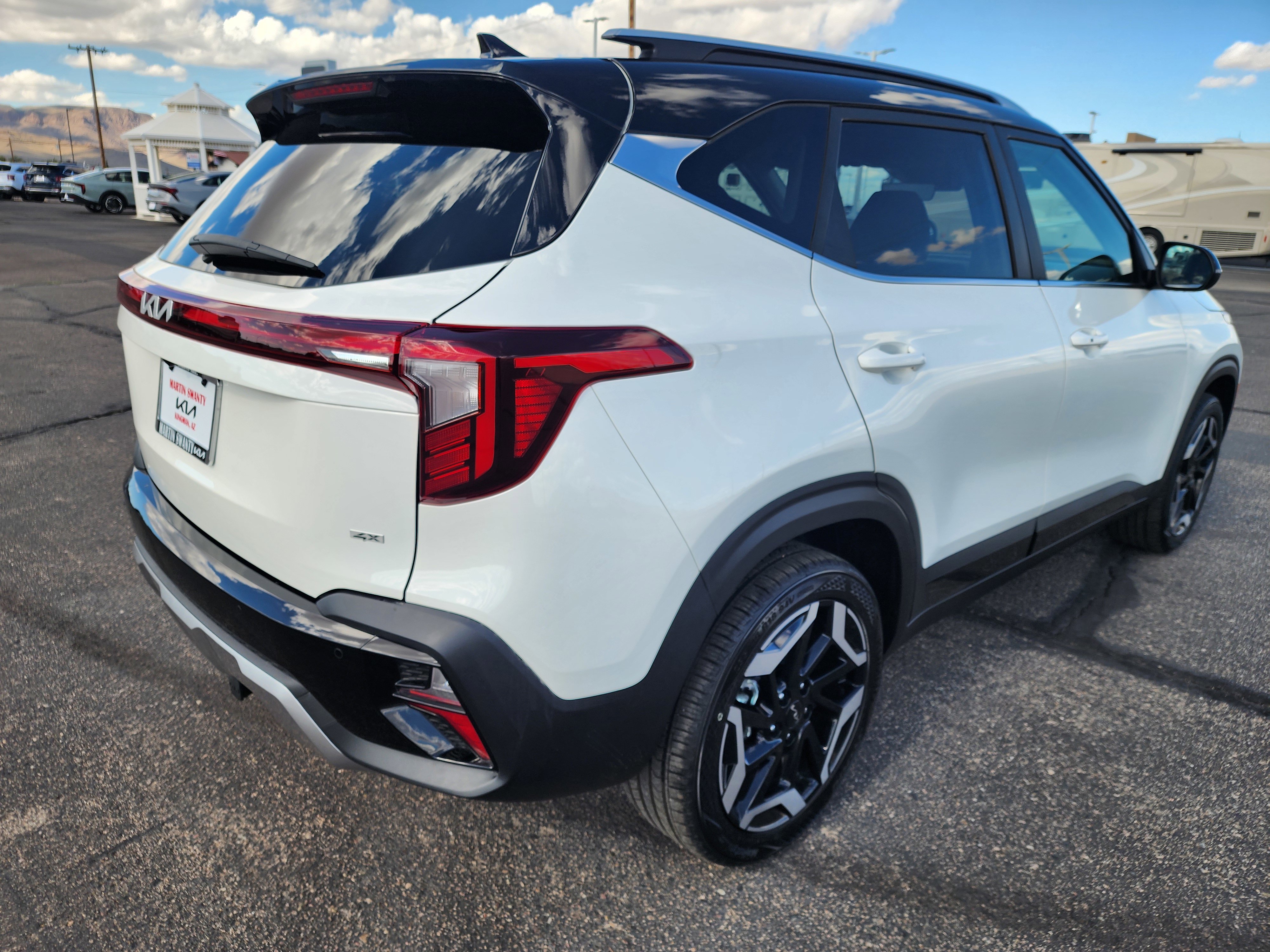New 2026 Kia Seltos SX image 5