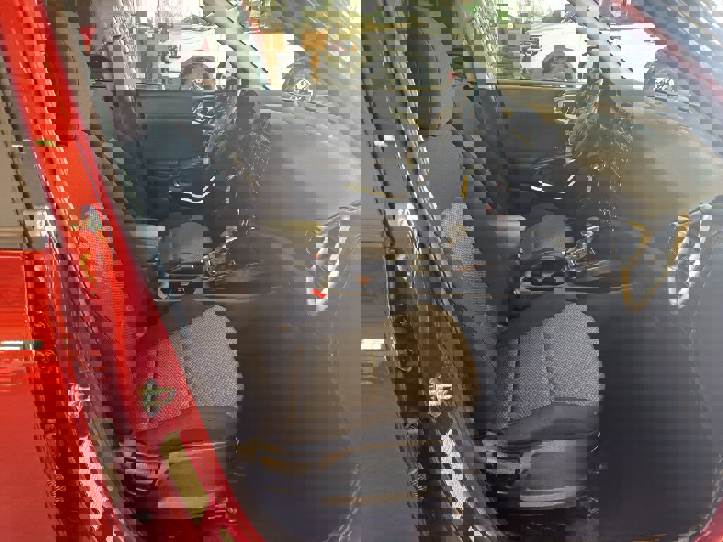 Used 2024 Kia Soul LX w/ Option Group 015 image 17