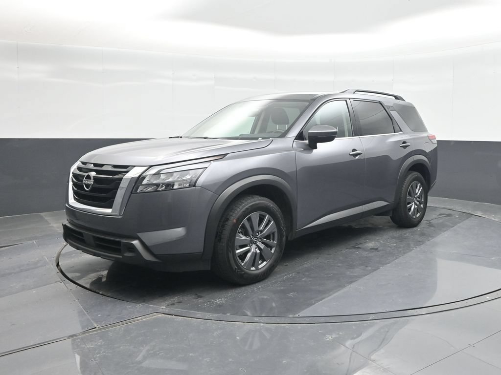 Used 2025 Nissan Pathfinder SV