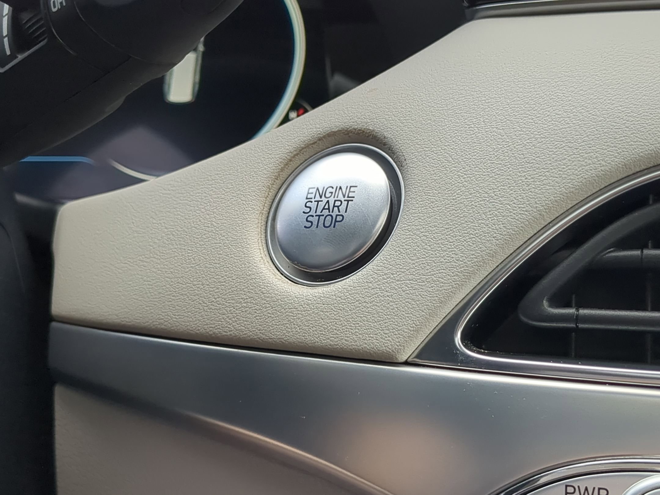 Used 2022 Hyundai Palisade Limited image 23