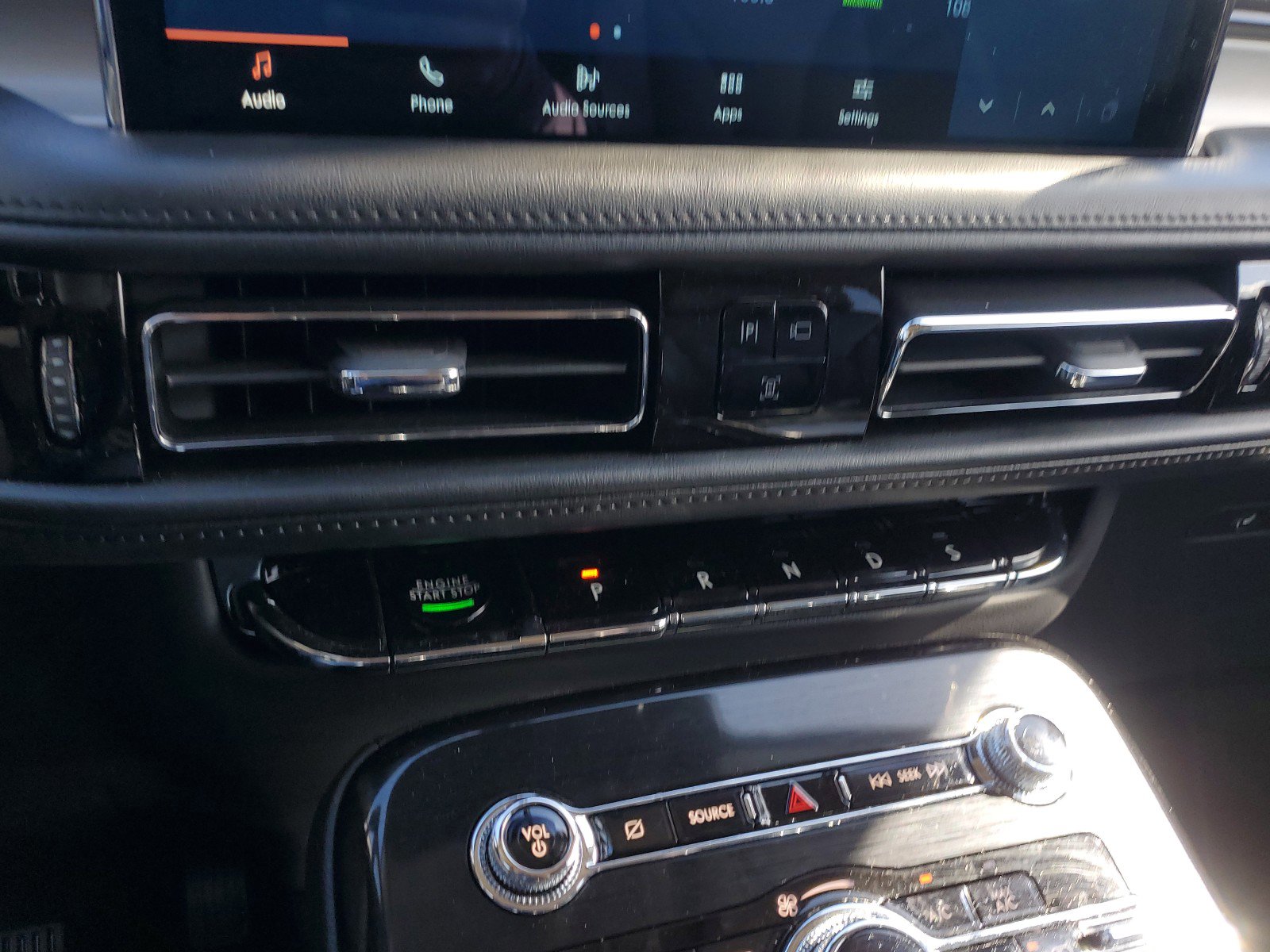 Used 2023 Lincoln Nautilus AWD image 21