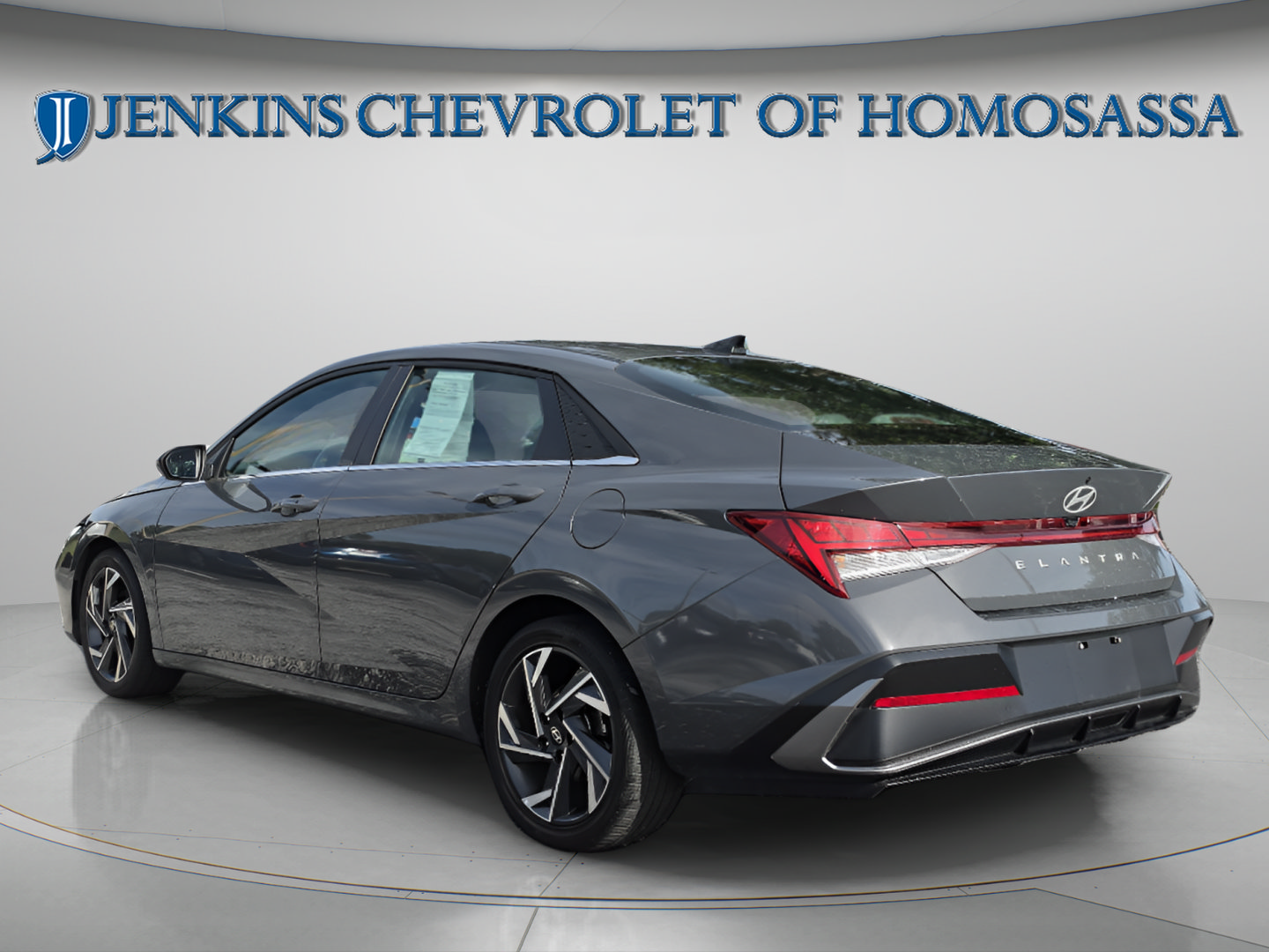 Used 2025 Hyundai Elantra SEL FWD image 7