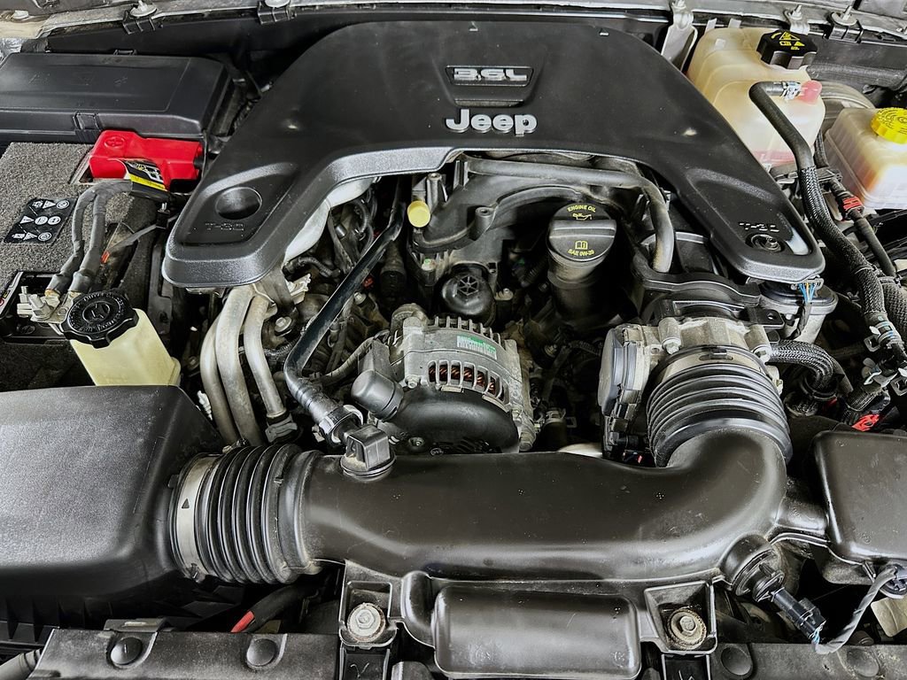 Certified 2020 Jeep Wrangler Unlimited Sport S image 40