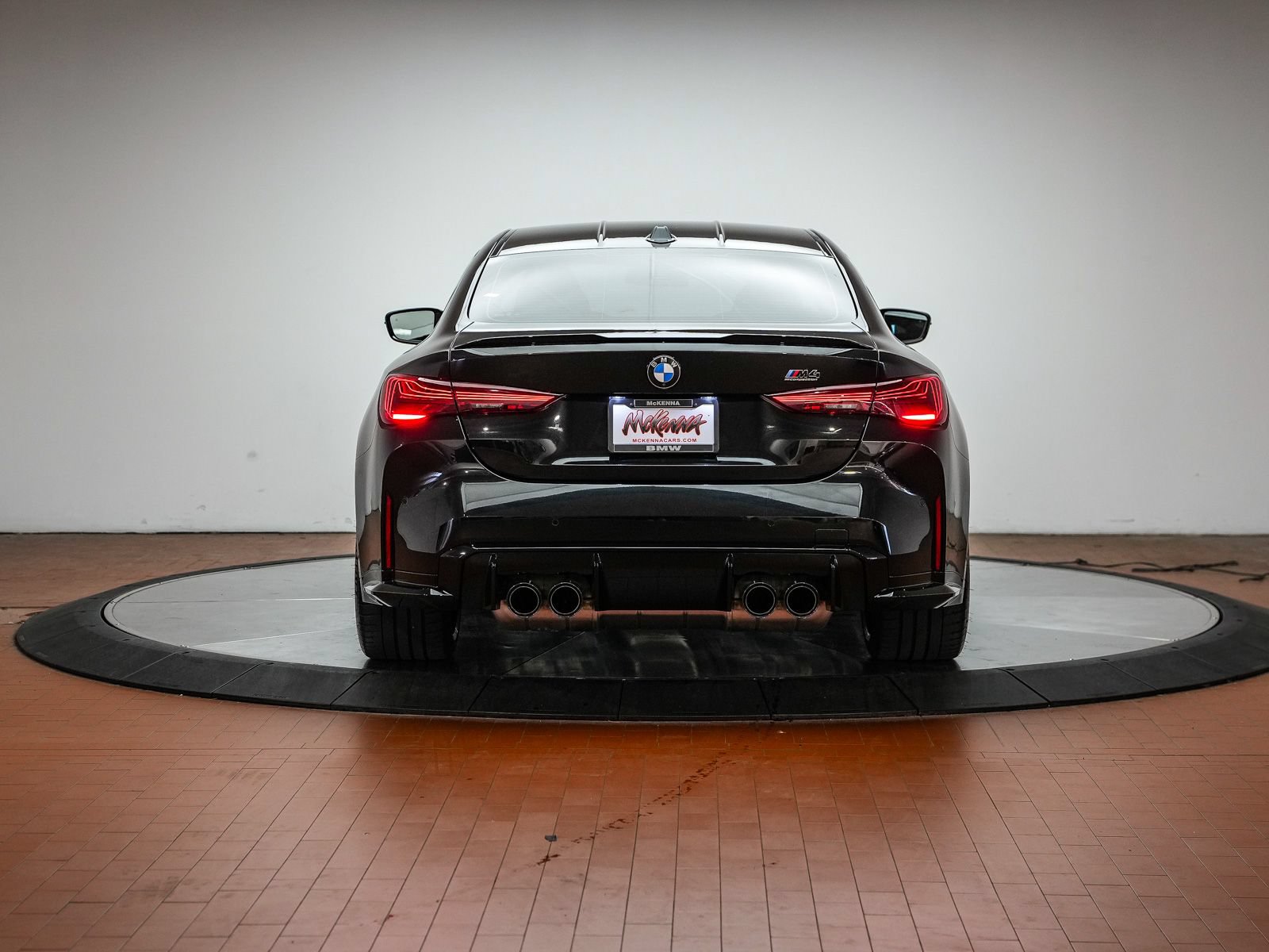 Used 2026 BMW M4 Competition w/ Executive Package RWD image 3