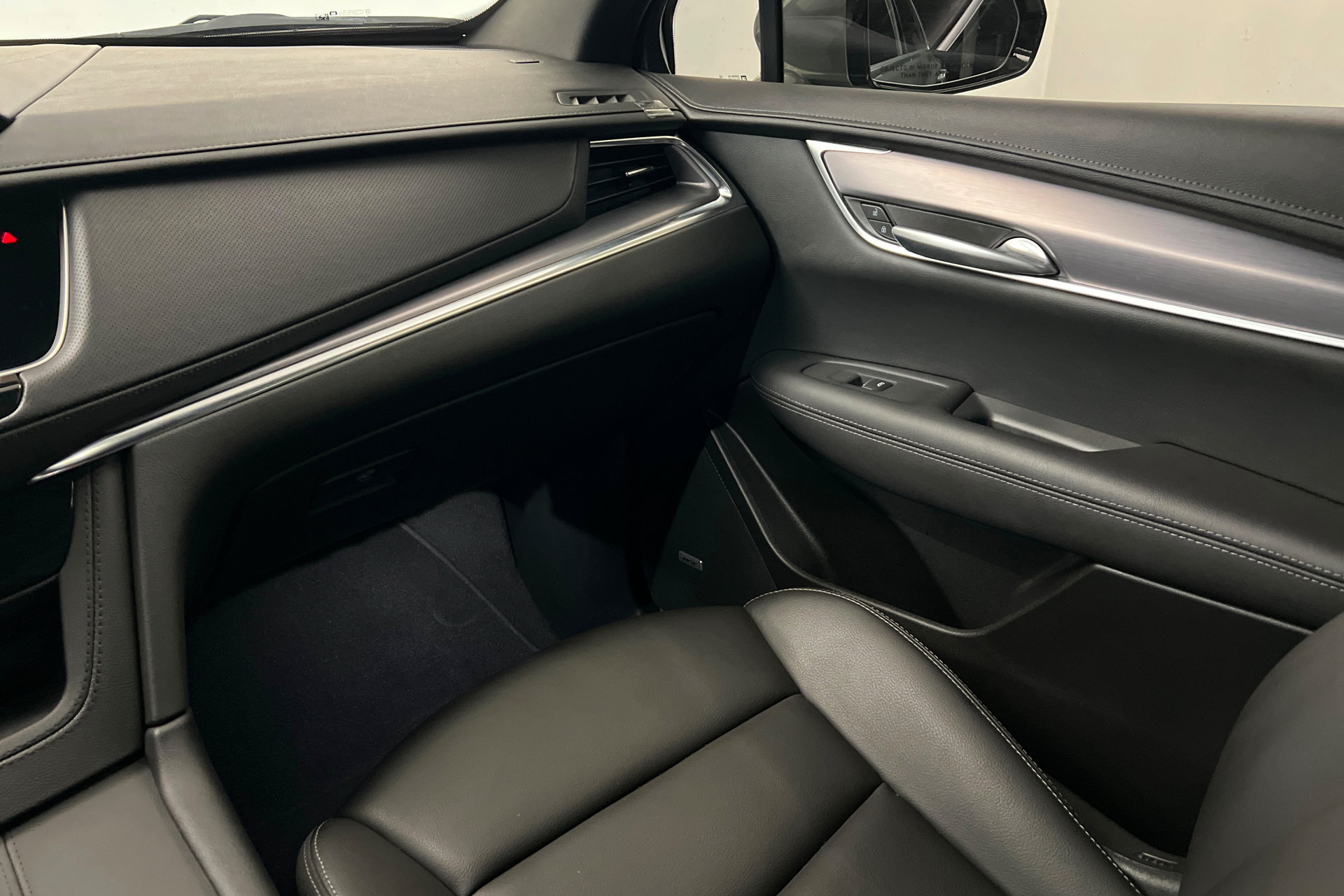 Used 2024 Cadillac XT5 Luxury AWD/4WD image 11