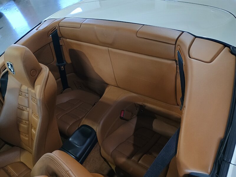 Used 2011 Ferrari California RWD image 27
