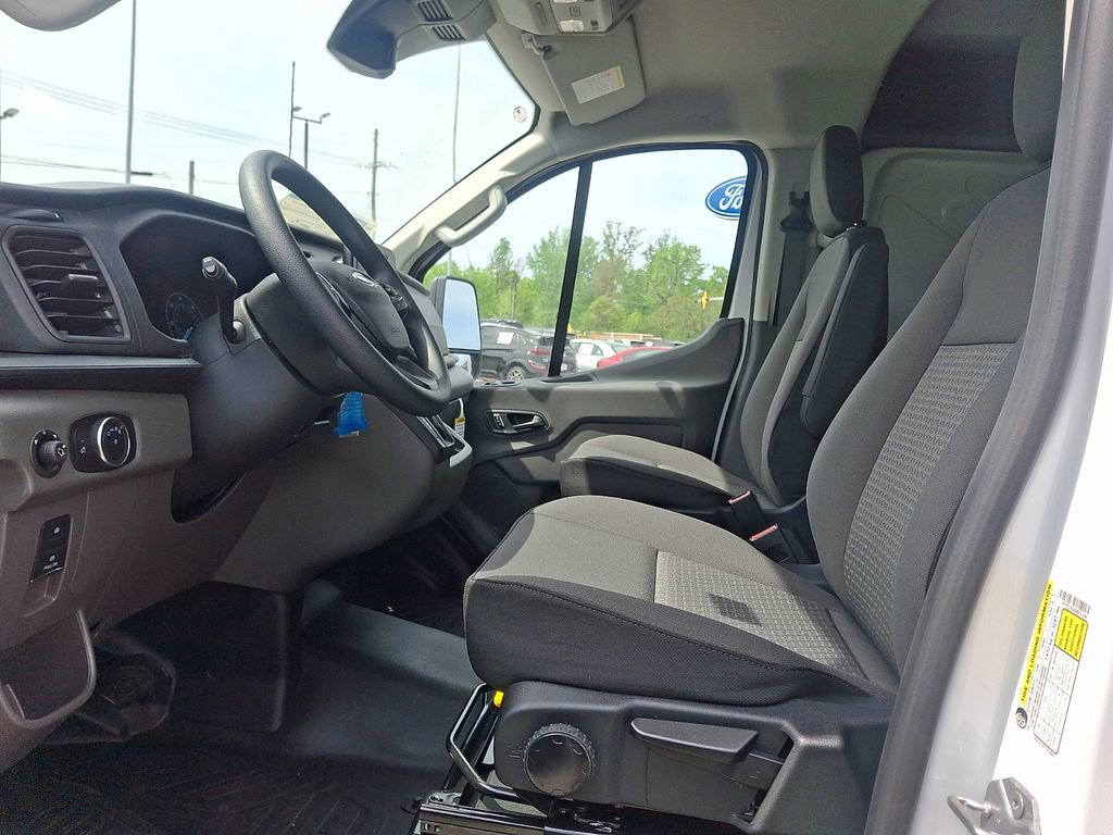 New 2025 Ford Transit 150 Low Roof AWD image 7