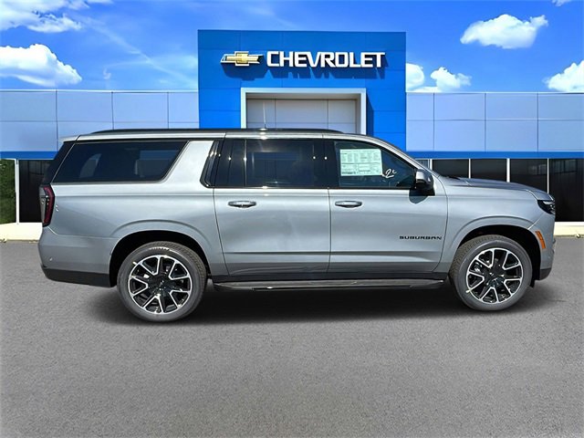 New 2026 Chevrolet Suburban RST w/ RST Capability Package image 2