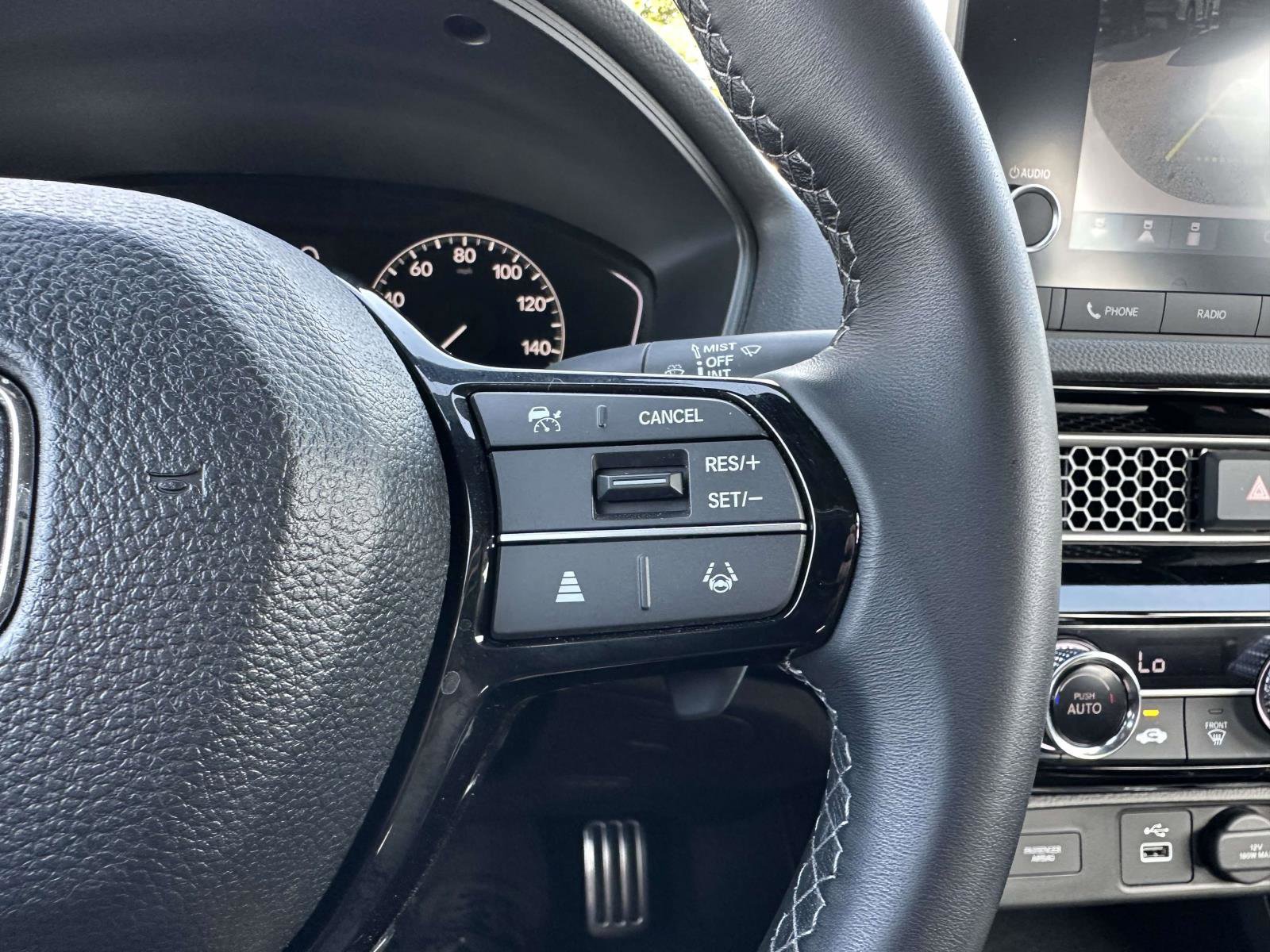 Used 2024 Honda Civic Sport image 29