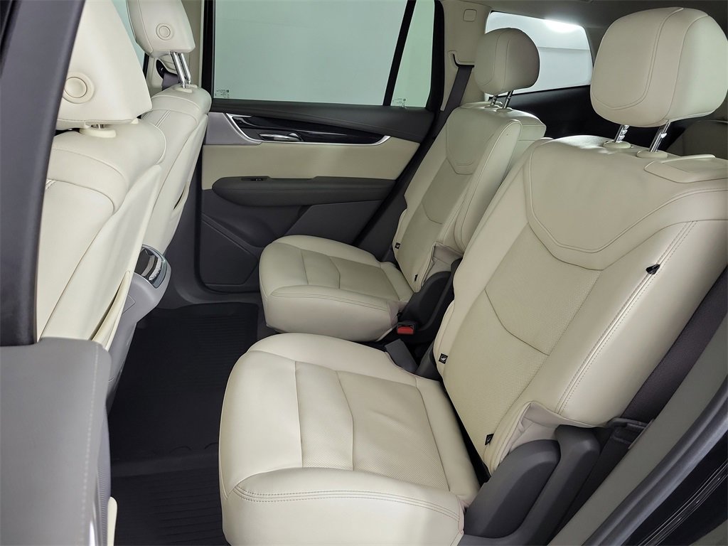 Certified 2023 Cadillac XT6 Premium Luxury w/ Technology Package image 12