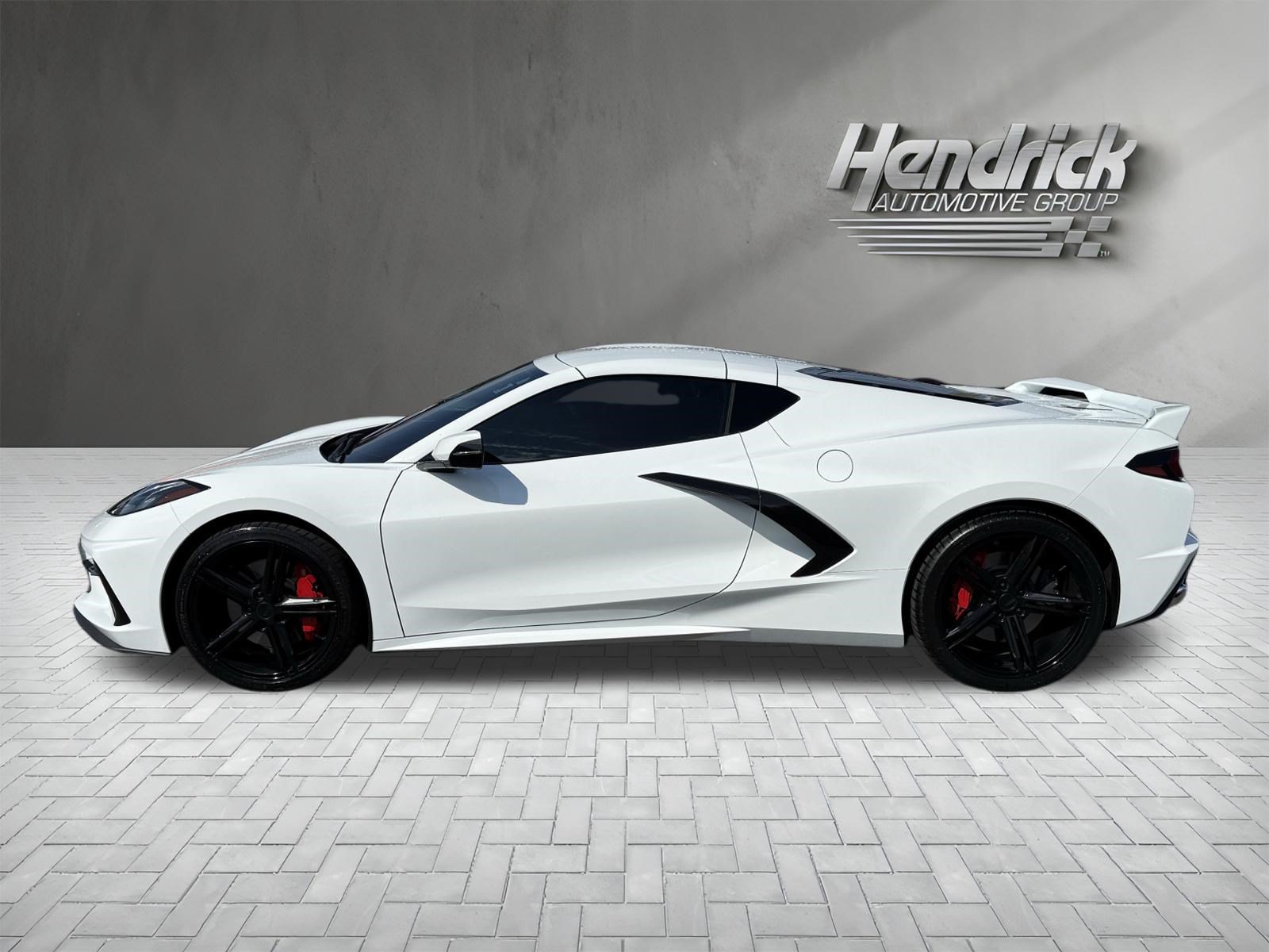 Used 2021 Chevrolet Corvette Stingray Coupe w/ Z51 Performance Package RWD image 7