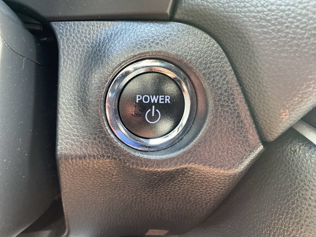Used 2023 Toyota RAV4 XSE AWD/4WD image 34