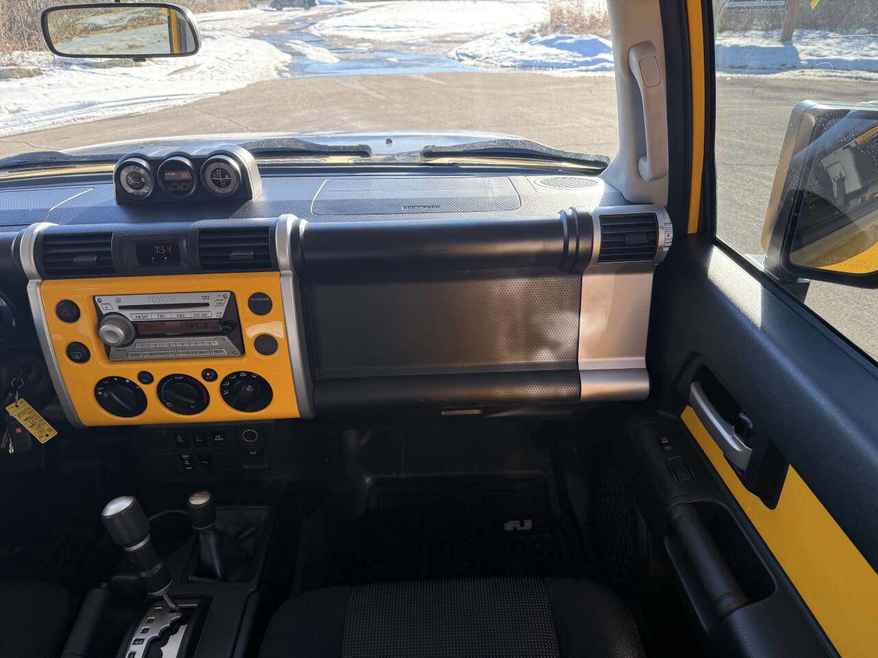 Used 2007 Toyota FJ Cruiser 4WD image 30