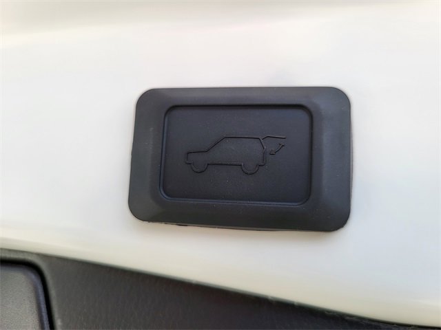 Used 2025 Toyota RAV4 XLE image 11