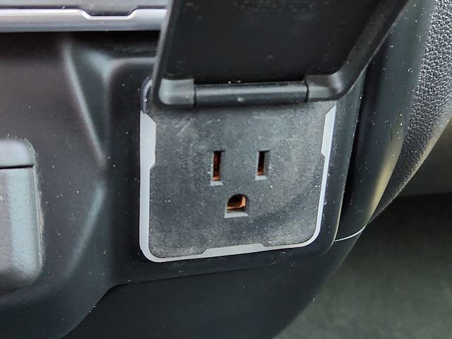 Used 2023 Chevrolet Silverado 1500 Custom Trail Boss w/ LPO, Dark Essentials Package image 19