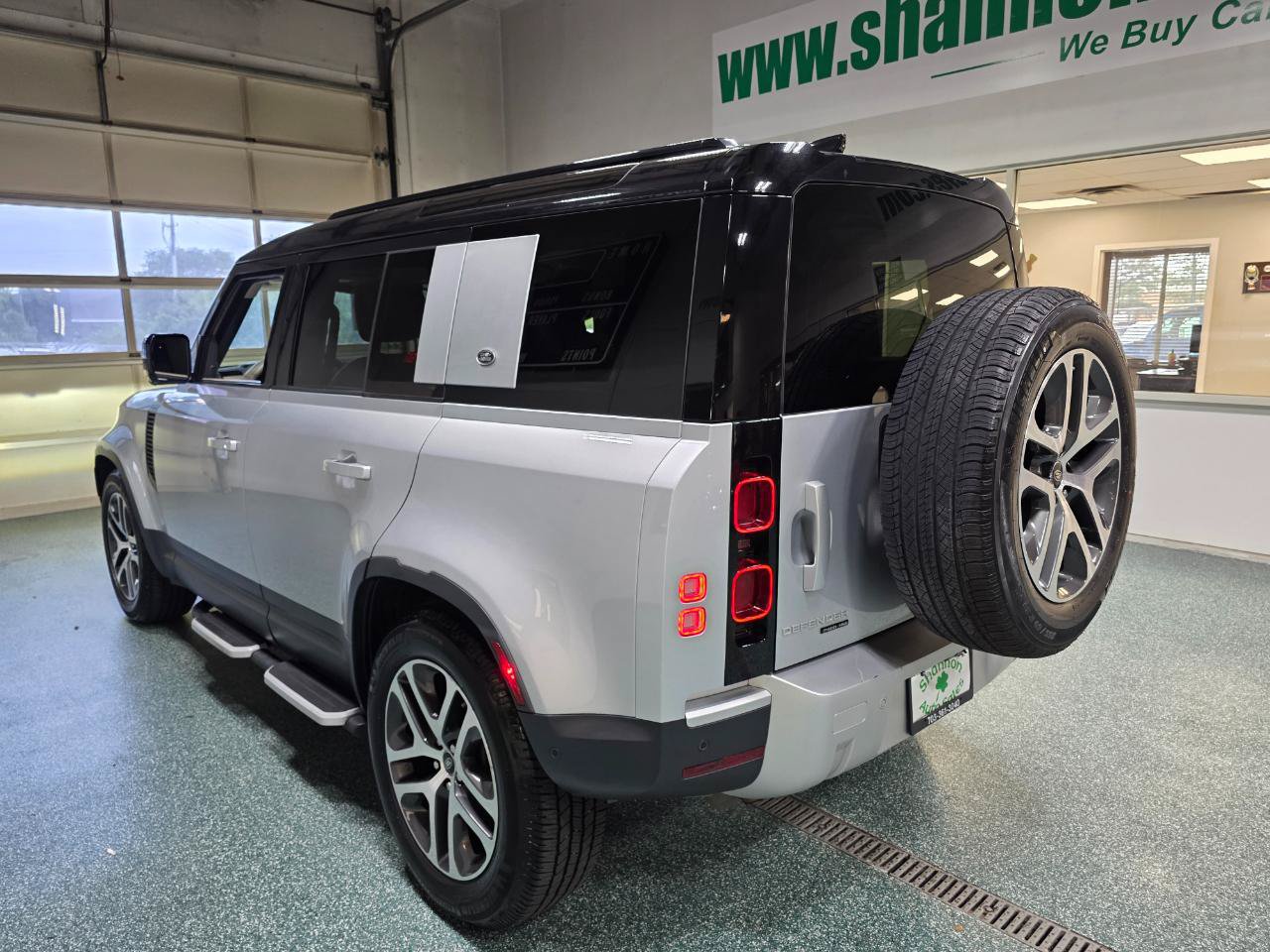 Used 2020 Land Rover Defender 110 HSE AWD/4WD image 9