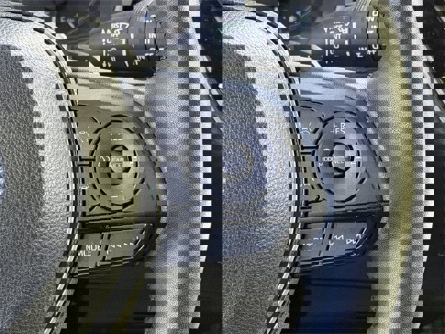 Used 2024 Toyota Corolla SE image 15