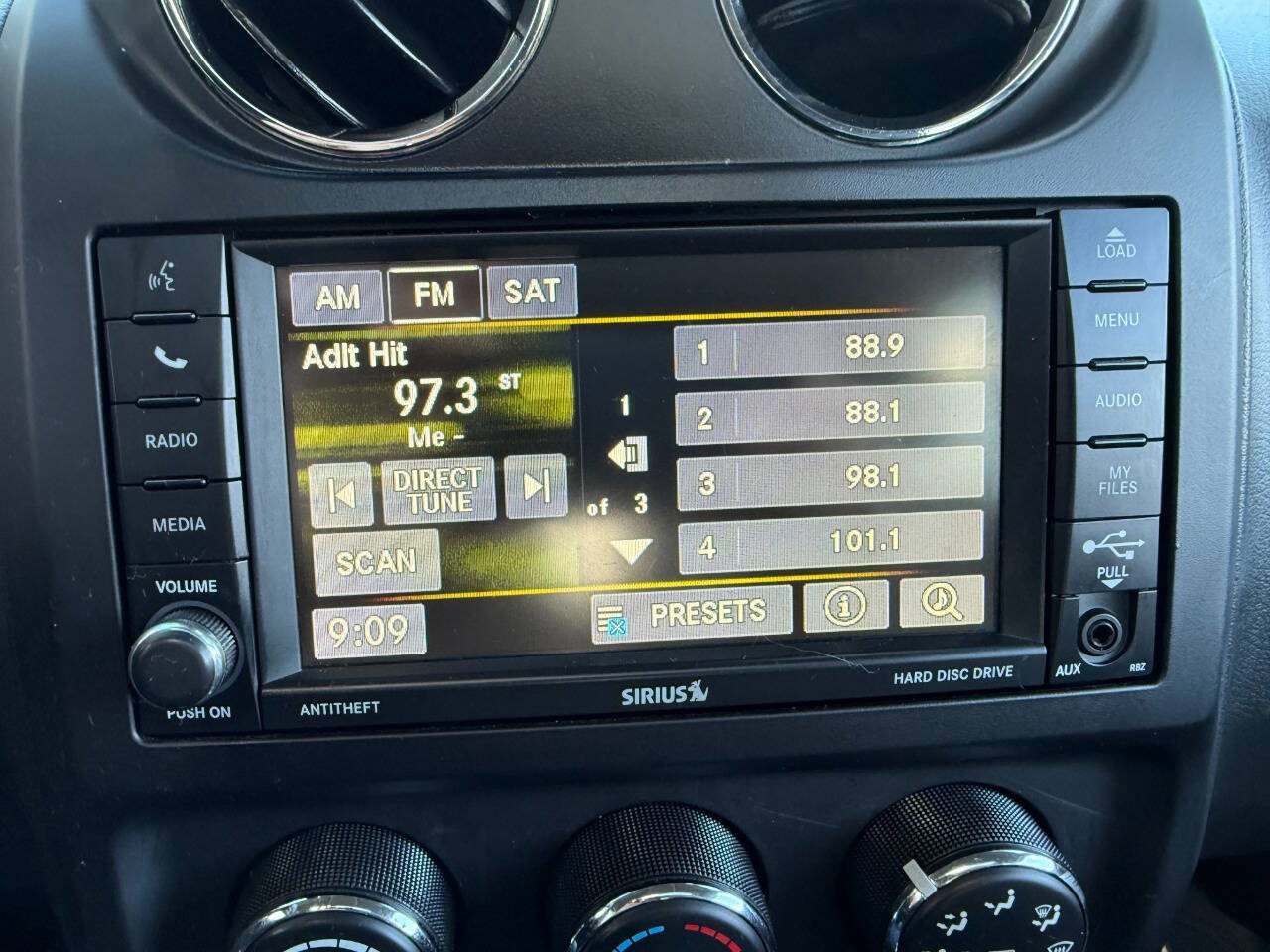 Used 2015 Jeep Patriot High Altitude AWD/4WD image 21