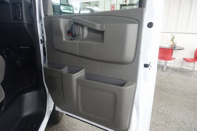 New 2025 Chevrolet Express 3500 Extended w/ Driver Convenience Package image 17