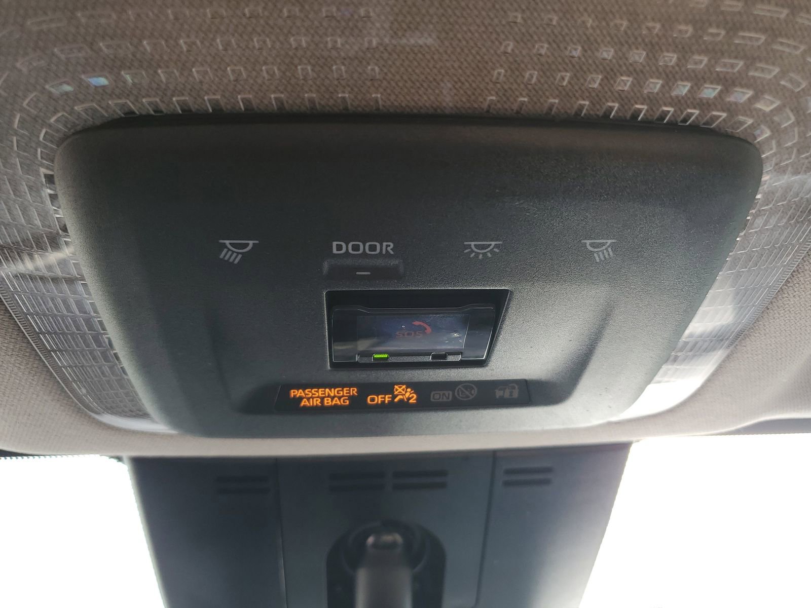 Used 2025 Toyota Prius LE image 30